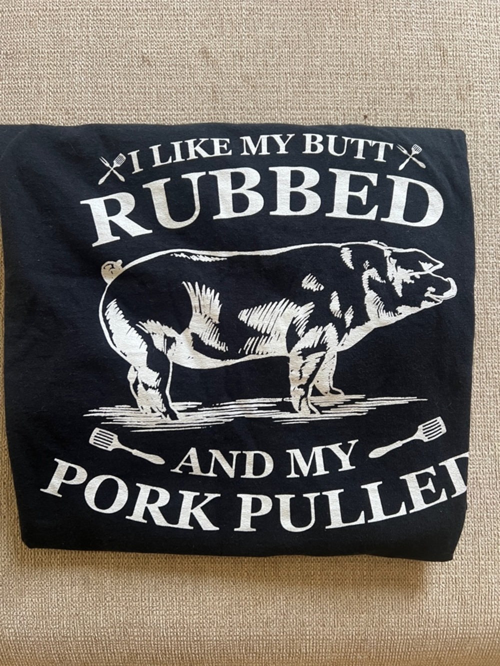 Fruit of the Loom Black T‑Shirt with White Pig BBQ Graphic